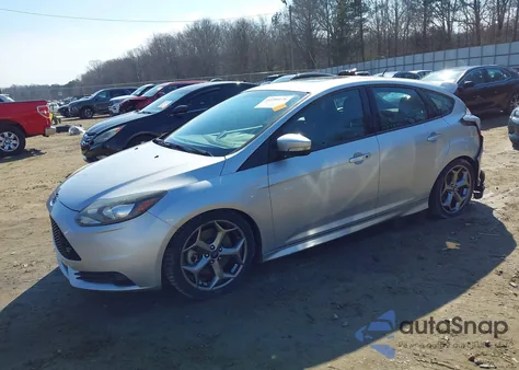 2014 Ford Focus St z USA, uszkodzony, nr VIN 1FADP3L97EL416549